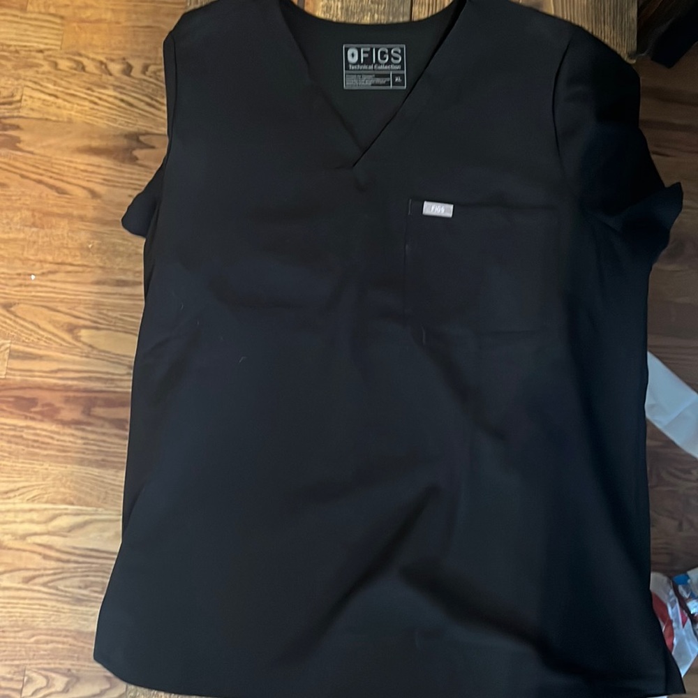 Black Figs Catarina XL Women’s top